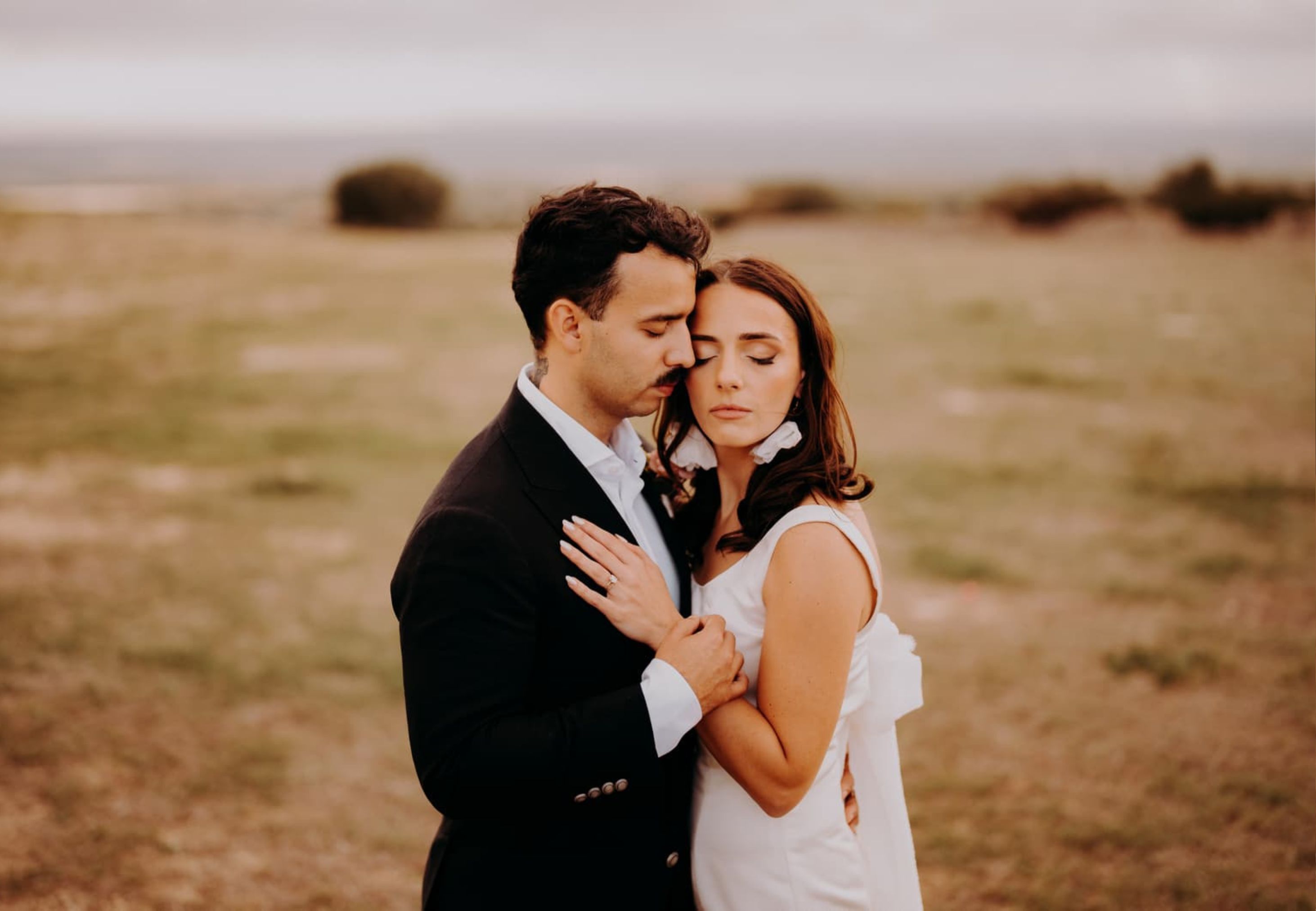 candid style wedding photography