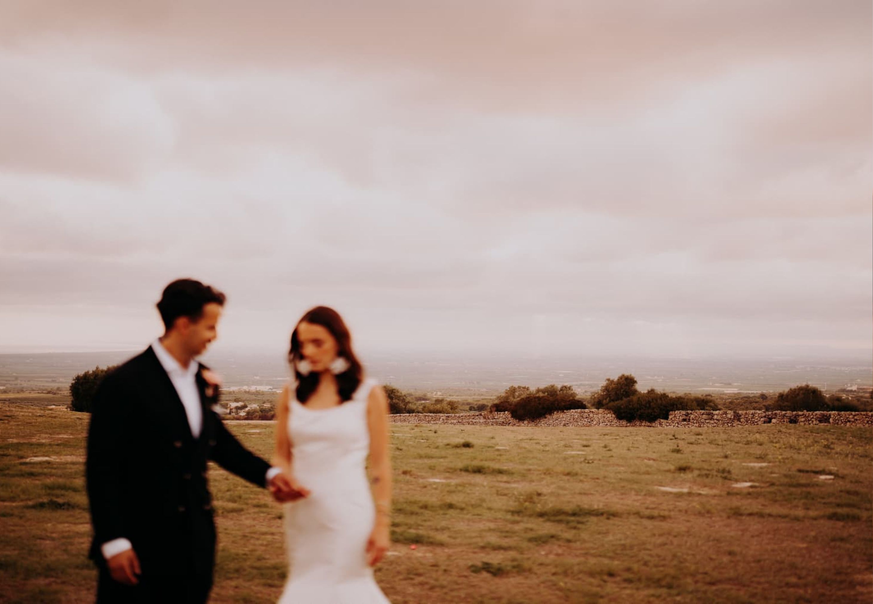 photojournalism style wedding photography