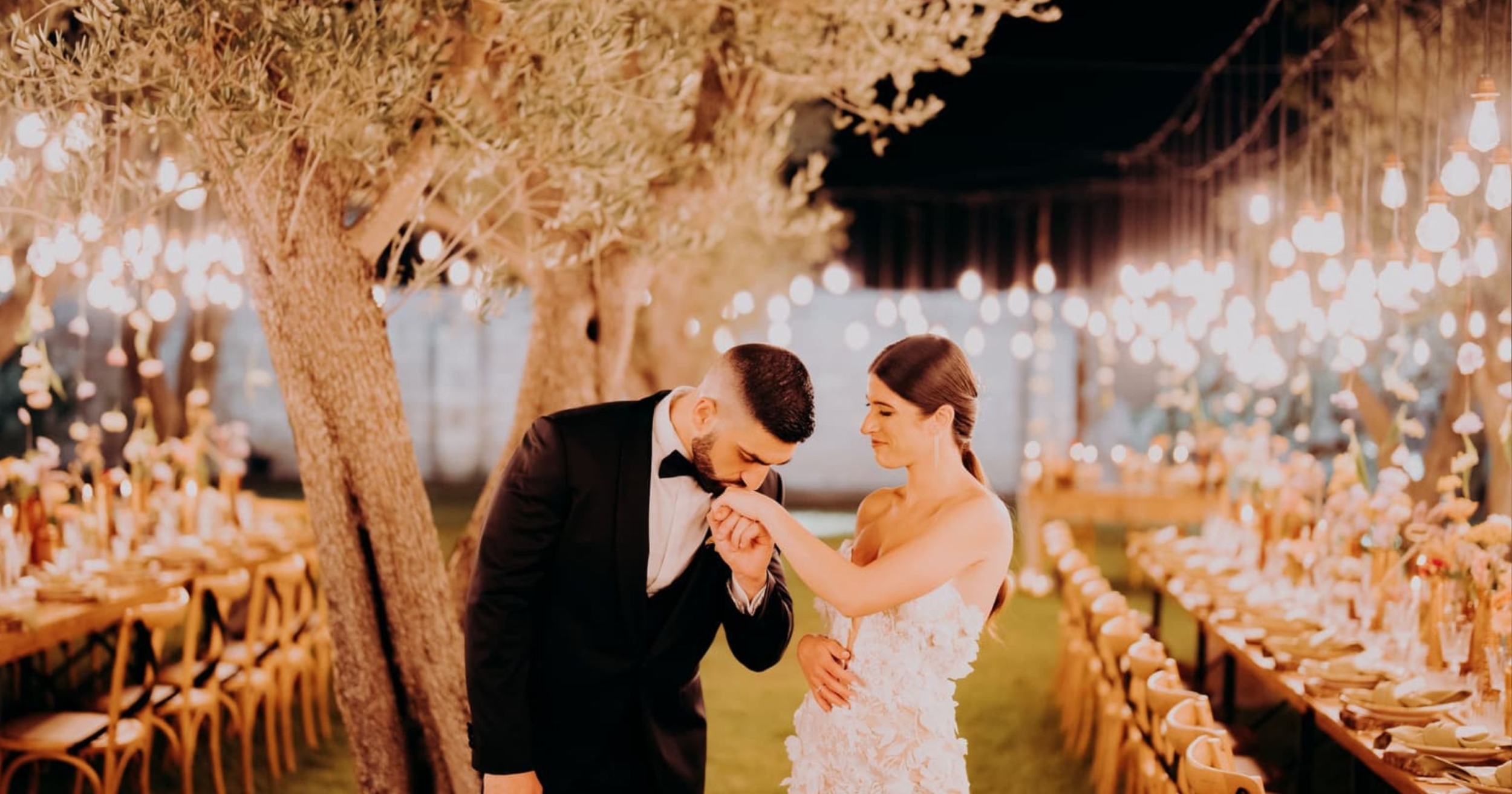 How to Style Your Wedding Like a Pro?