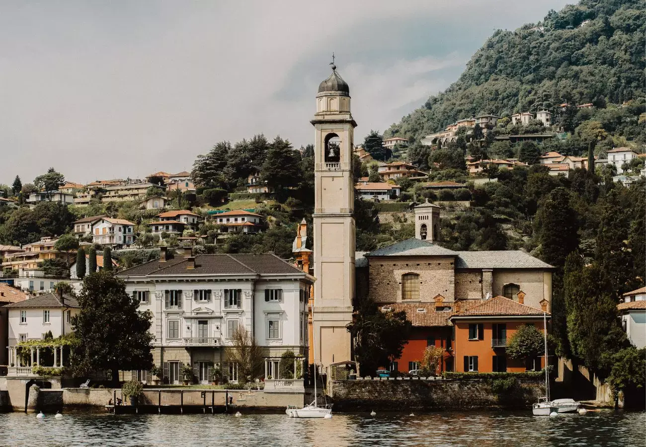 Getting Married Lake Como