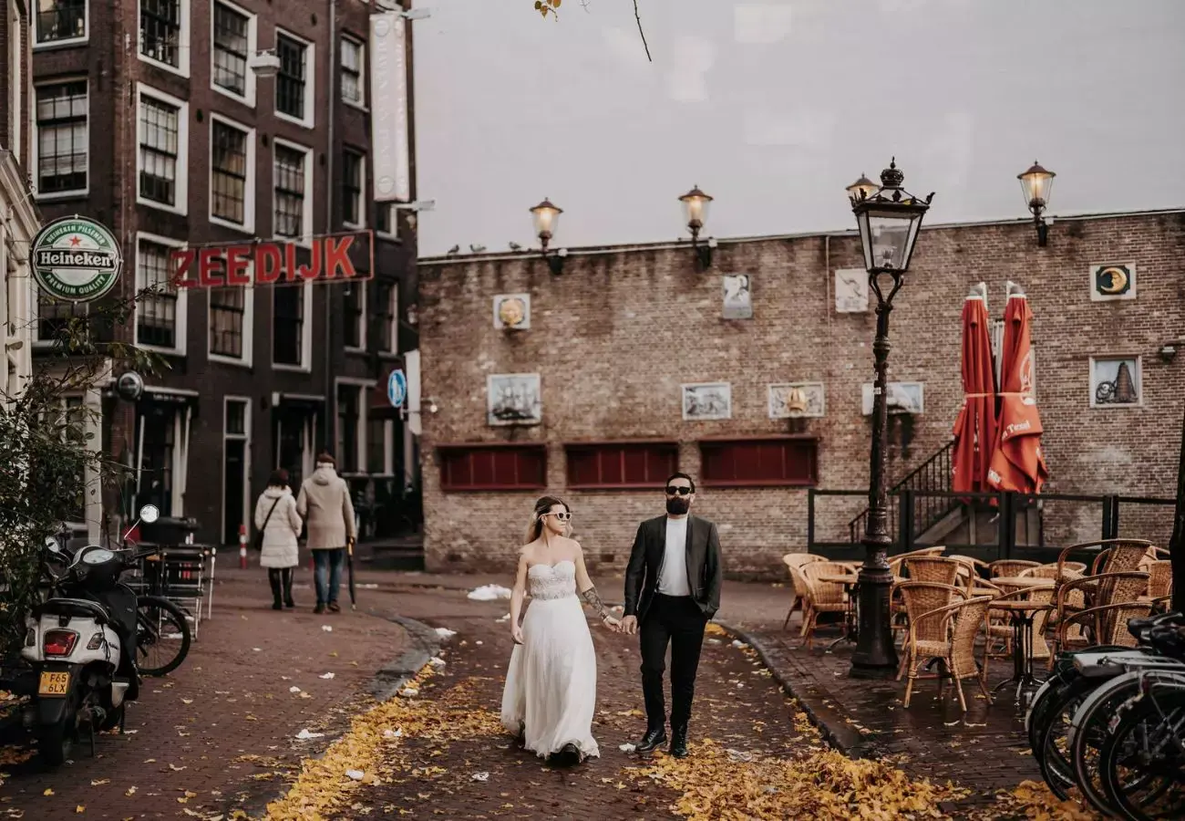 what is a destination wedding