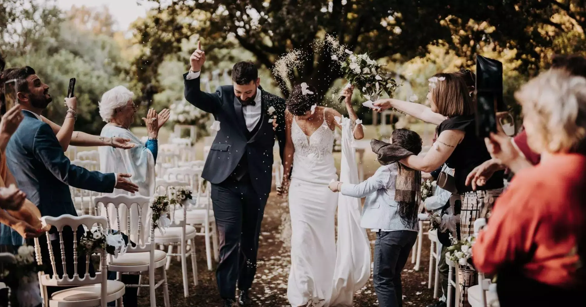 confetti wedding
